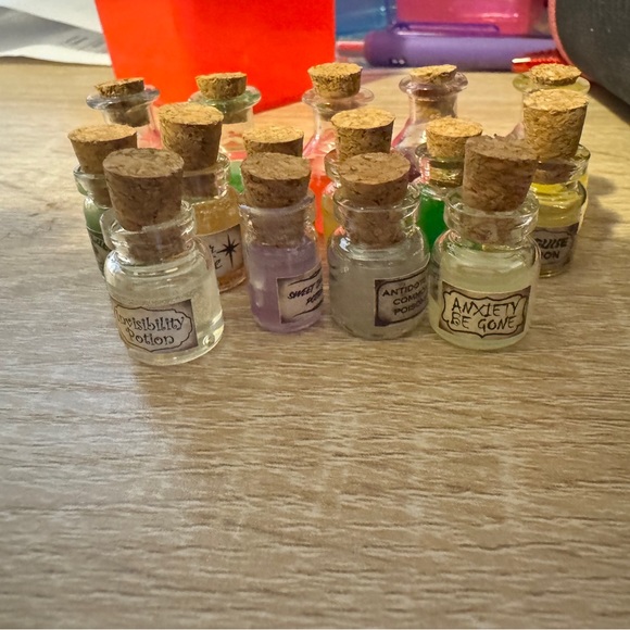 Lot of miniature accessories Harry Potter / Magical - Picture 3 of 3